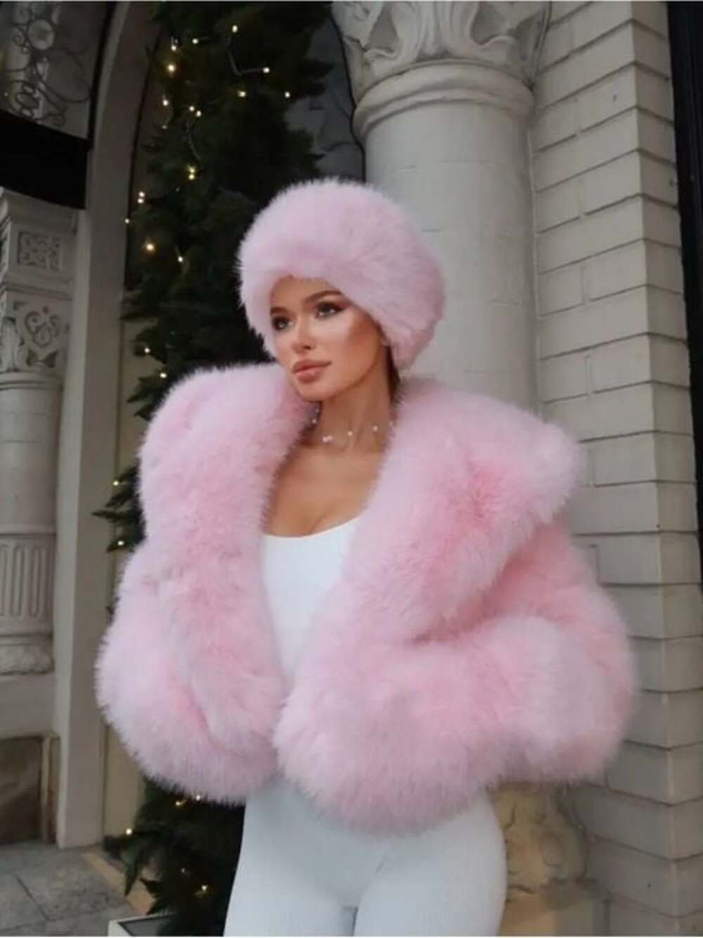 Cropped Plush Teddy Jacket with Hood - Pink Largue